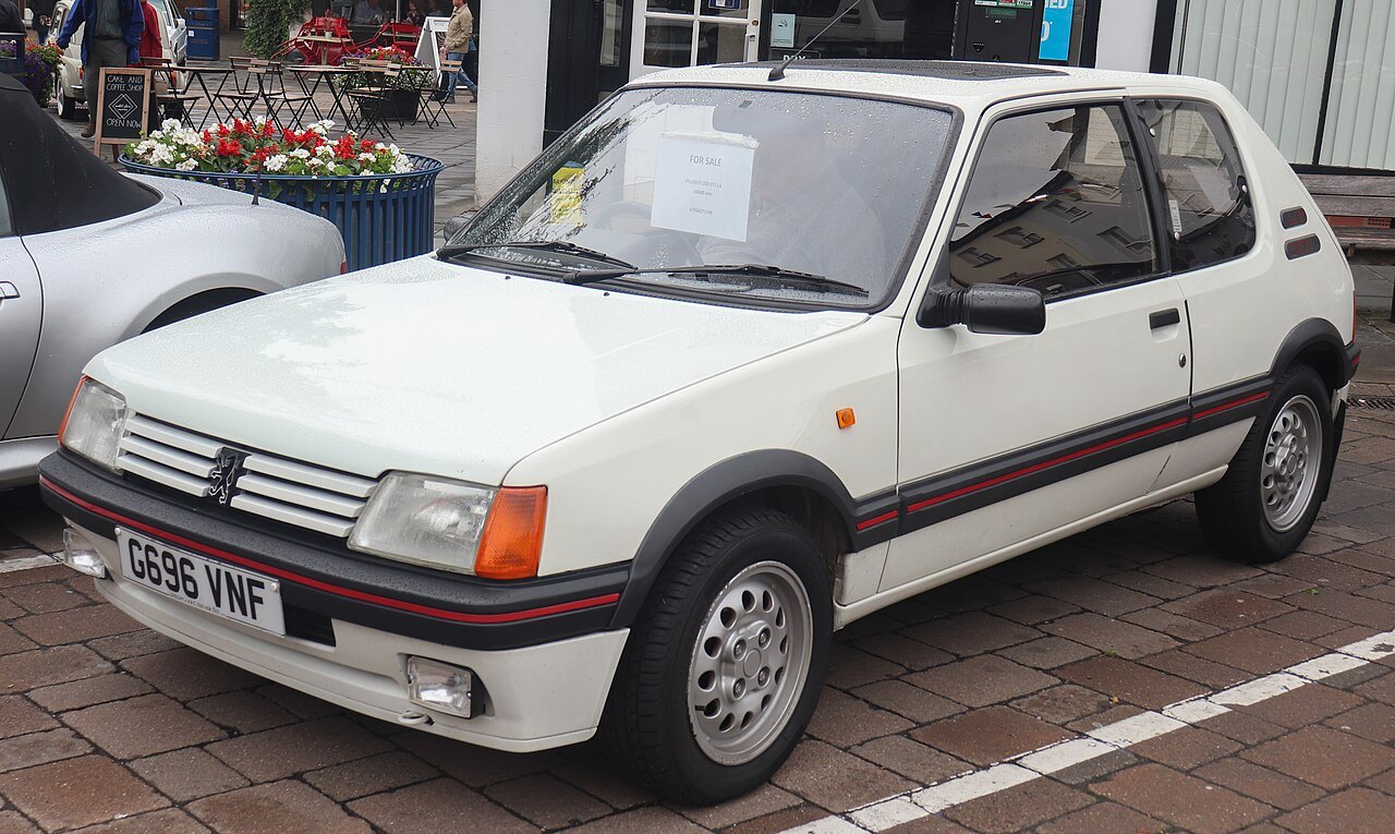 Peugeot 205 : le sacré numéro qui a sauvé Peugeot et sublimé la GTI à la française